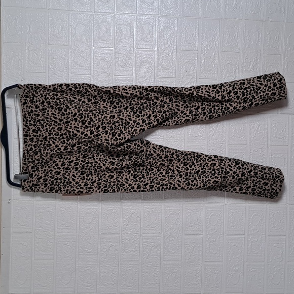 Nannette Lepore Pull On Slim Ankle Pants with Front Ankle Slits - Picture 9 of 11